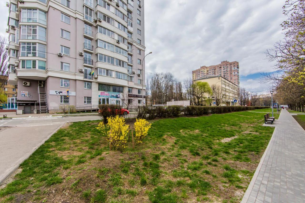 Просторная Однокомнатная Квартира Возле Скоростного Трамвая Kiev Extérieur photo